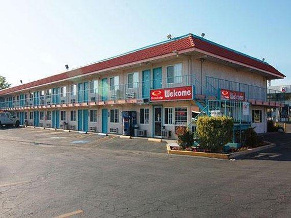 America'S Best Travel Inn Reno Exteriör bild